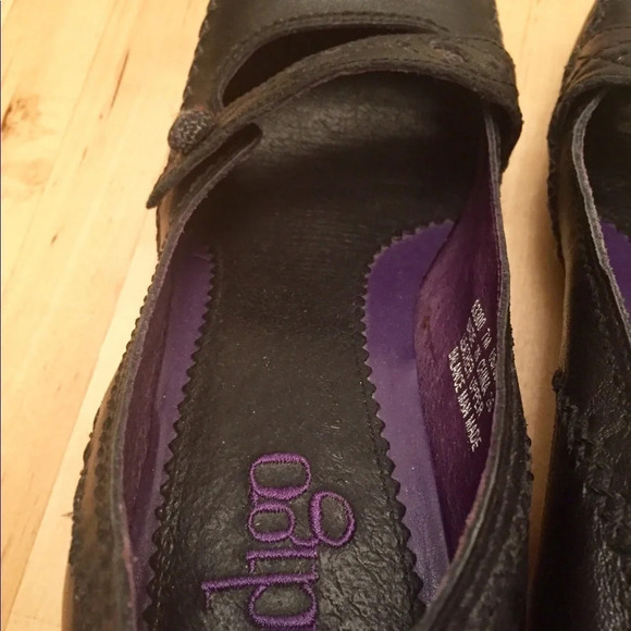 Cute, Classy, Vintage-looking Black  Heels from Naturalizer - Picture 11 of 16